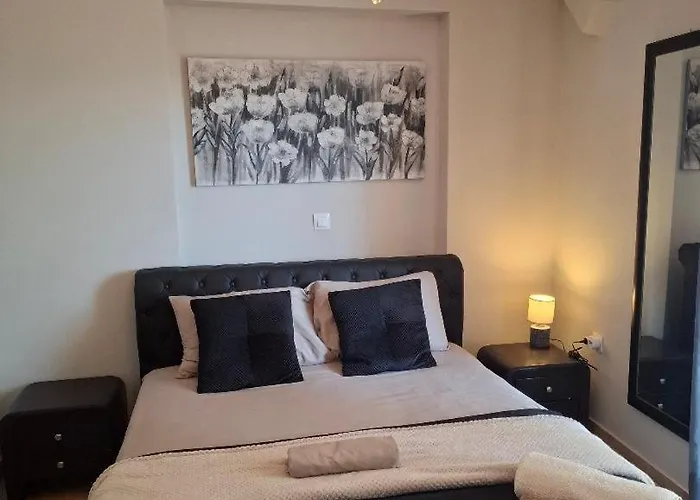 Romantic Sparta Hideaway Sparte